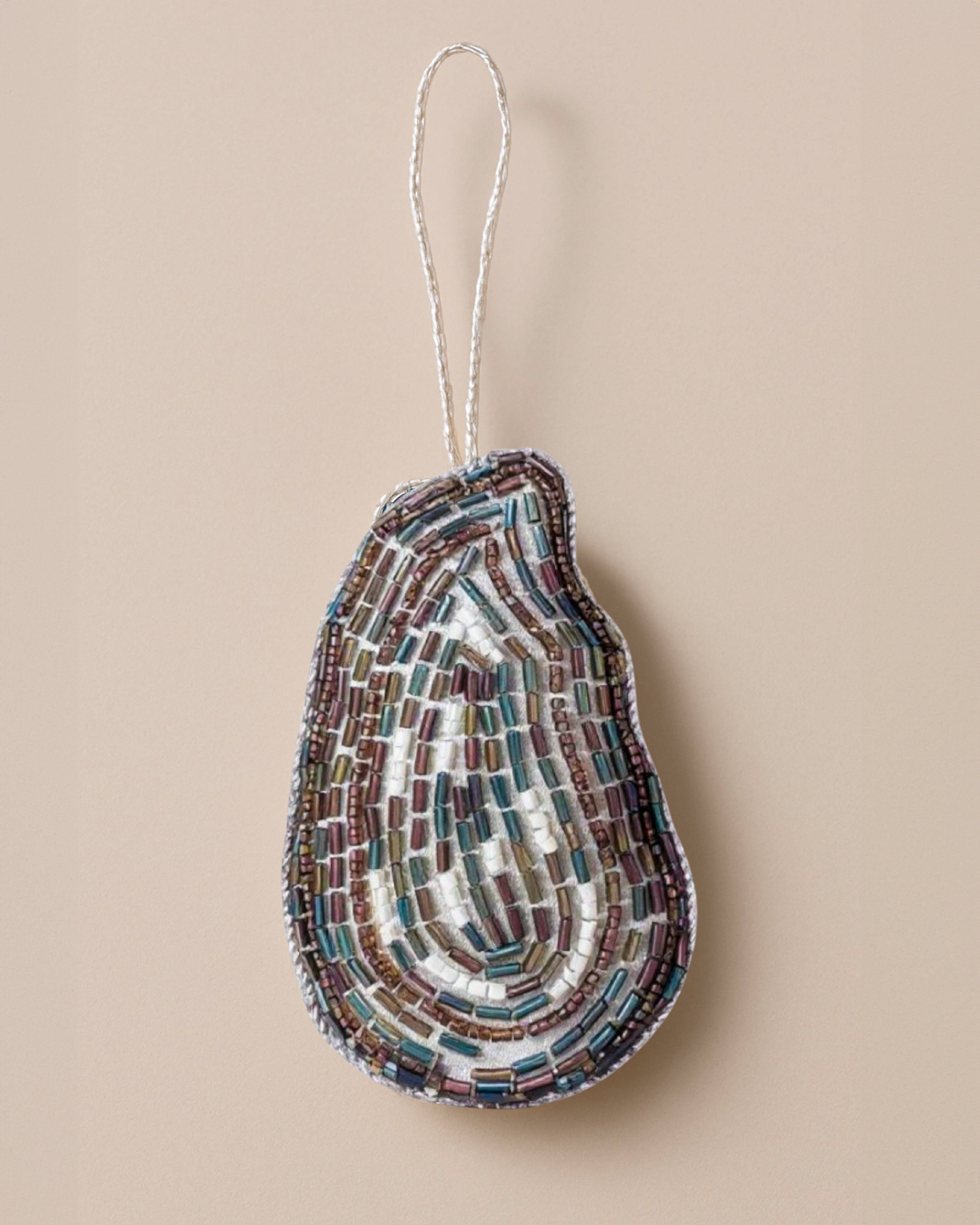 PILLOWPIA - Wholesale Ornament - oyster ornament1