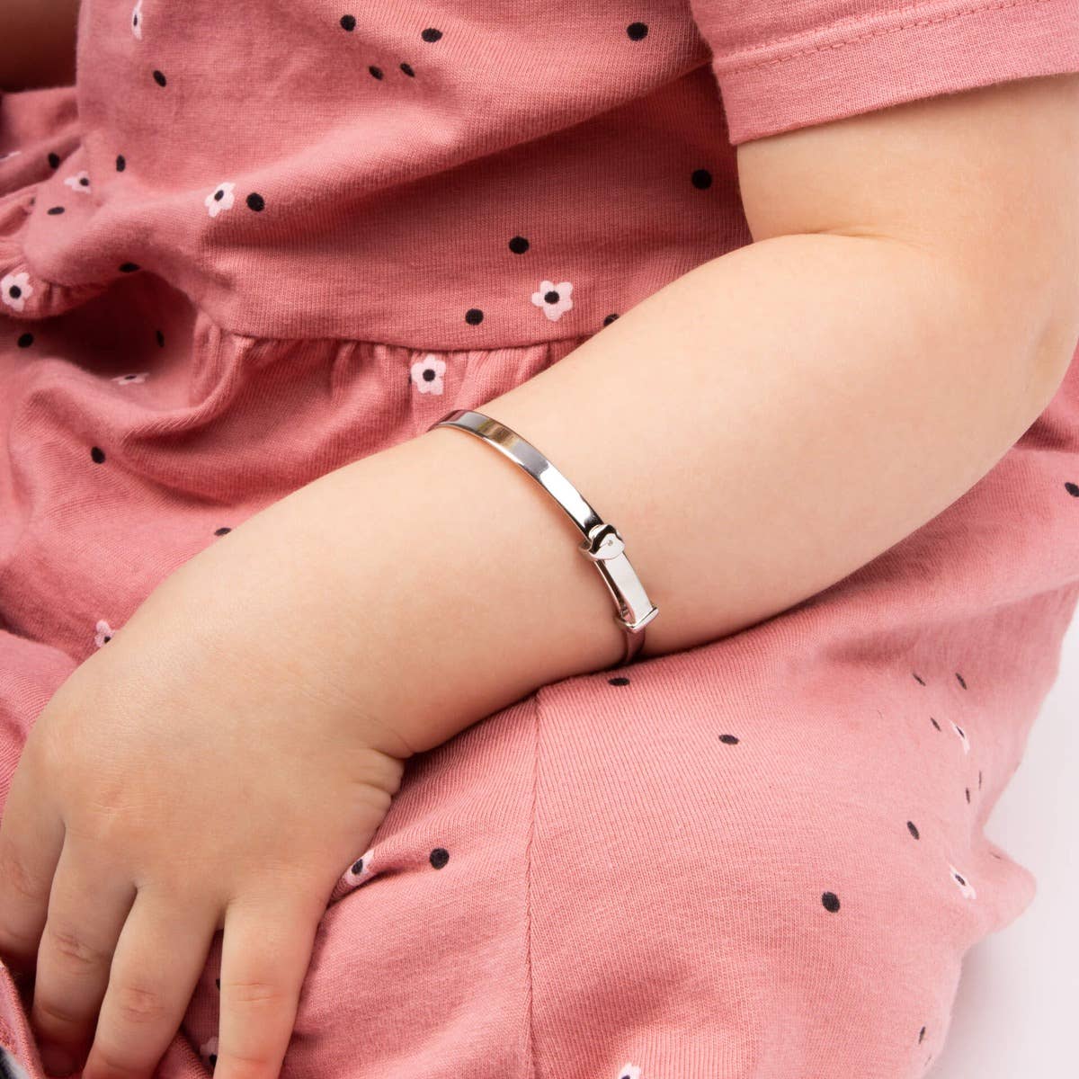 Gecko Jewellery - Venta al por mayor Brazalete - Bebés - Brazalete expandible en forma de corazón con diamante1