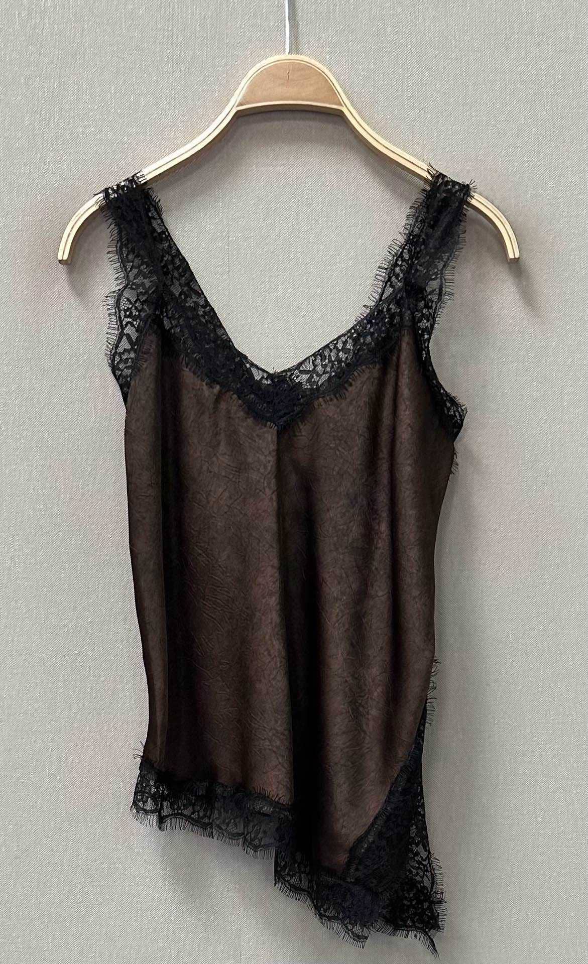 SWEET MAGIC MODA Y COMPLEMENTOS - Wholesale Blouse - Women's - LACE TRIM CAMI TOP1