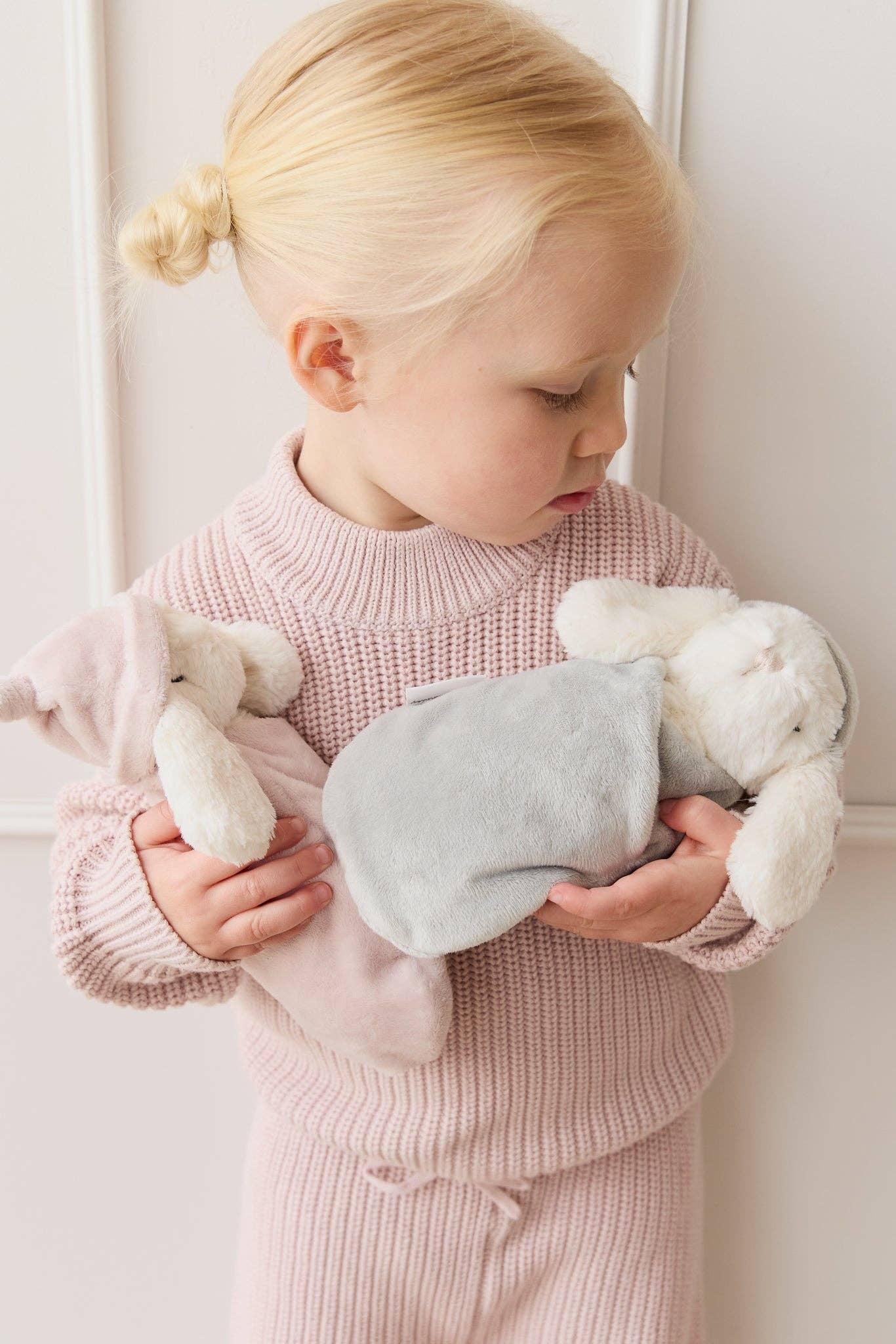 Shine on me Distribution - Wholesale Stuffed/Plush Toy - Kids & Baby - Sleeping Penelope Plush - Willow - Snuggle Bunnies5