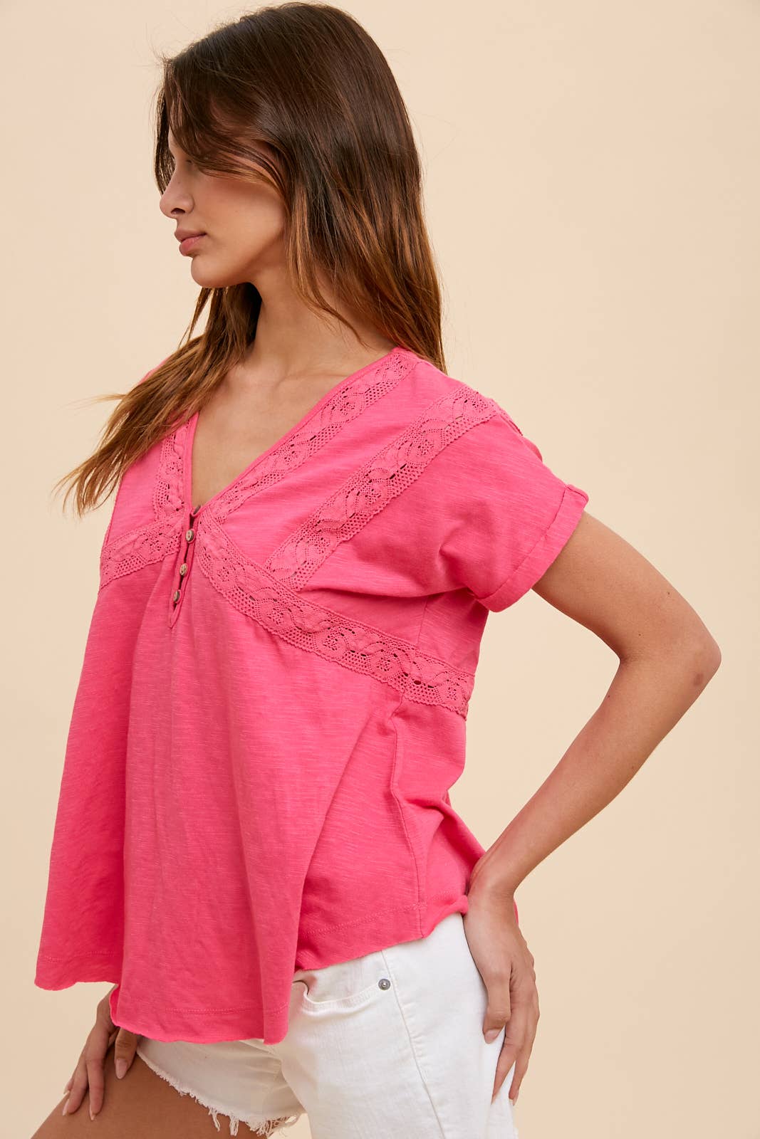 In Loom - Vendita all'ingrosso Top in maglia - Donna - T-SHIRT HENLEY CON ACCENTI IN PIZZO1