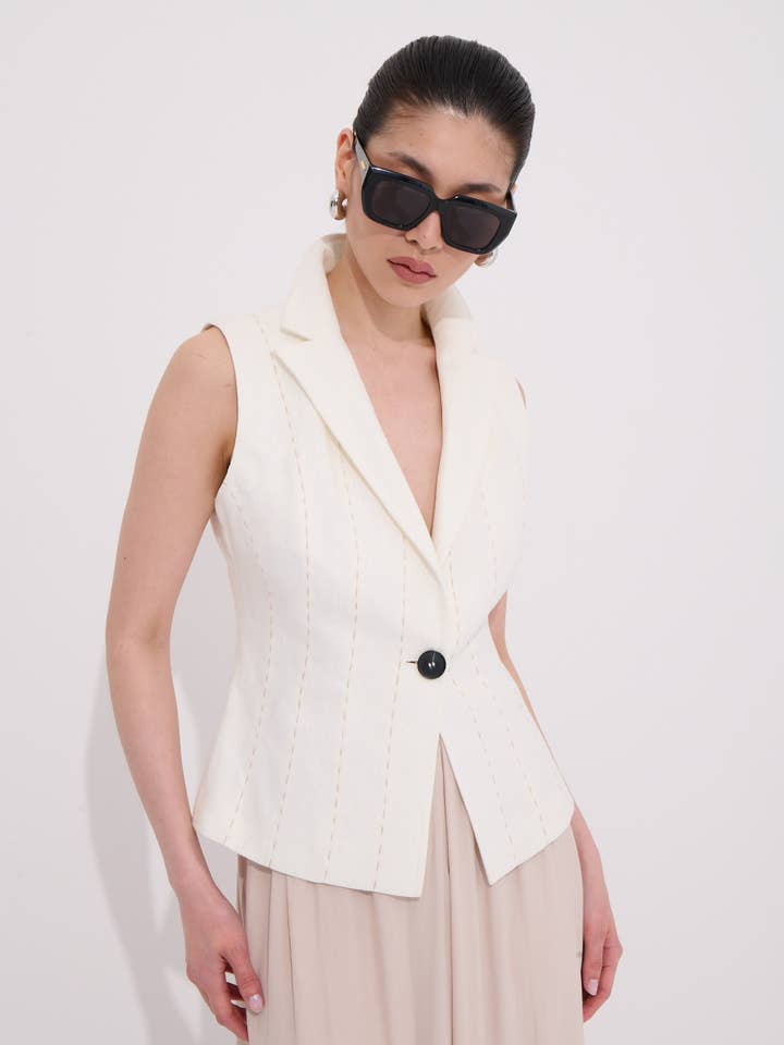 Gilet Avorio 100% Lino con Dettaglio Punto Premium per la vendita all'ingrosso da parte di WHAT IF