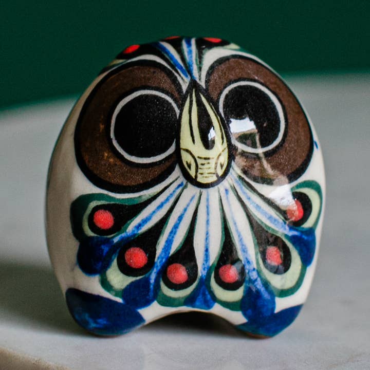 Adorable figura decorativa de cerámica con forma de mini búho para venta al por mayor de Lucia's Imports