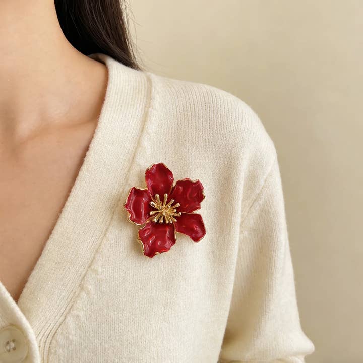 Guldfärgad Vintage Stil Brosch med Röd Emaljblomma för wholesale av IngrossoZagatto by INCI SRL