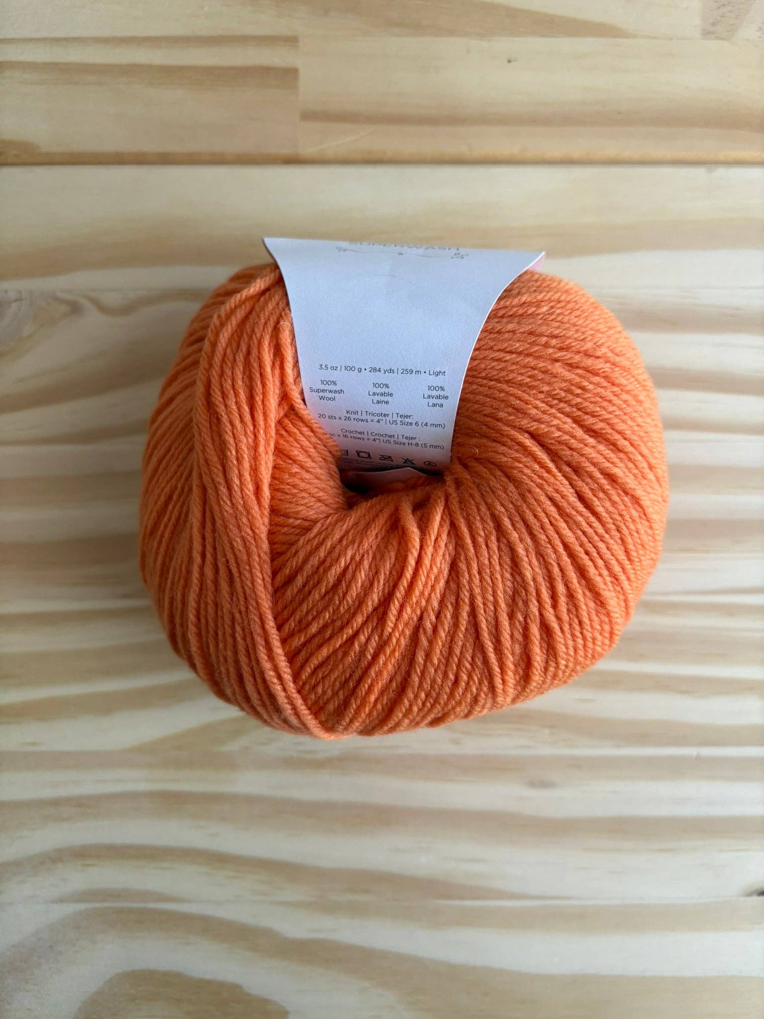 The Spinning Hand - Luxury Knitting Kits - Vente Fils à tricoter - Universal Yarn Deluxe fil DK pure laine, superwash6