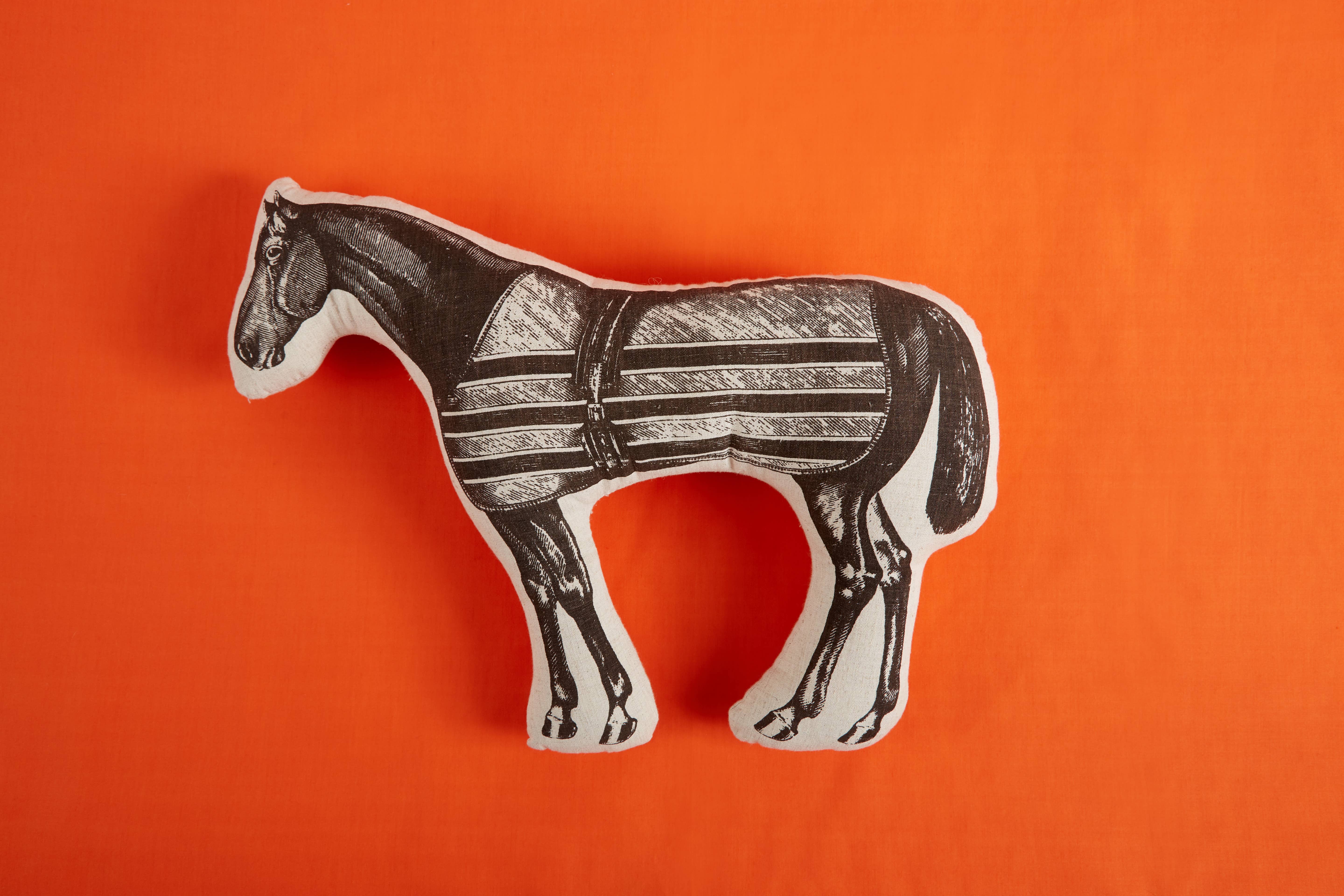 THOMASPAUL – Engroshandel Pyntepude – Hest formet pude2