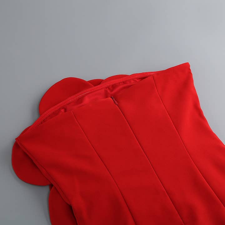 Productseeker - Wholesale Dress - Women's - DR0127 Red 3D Flower Tube Dress - Bold Elegance7