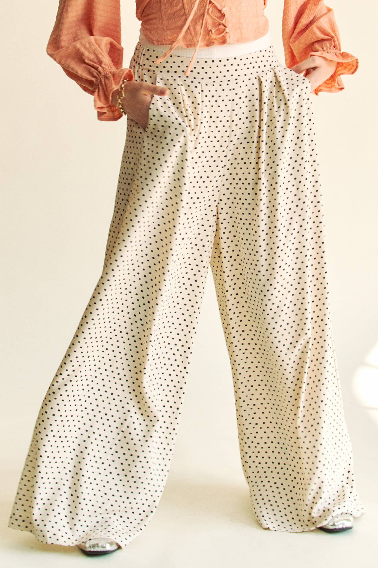 Davi & Dani - Vente Pantalon – femme - PANTALON LONG À CEINTURE ÉLASTIQUE PLISSÉE1