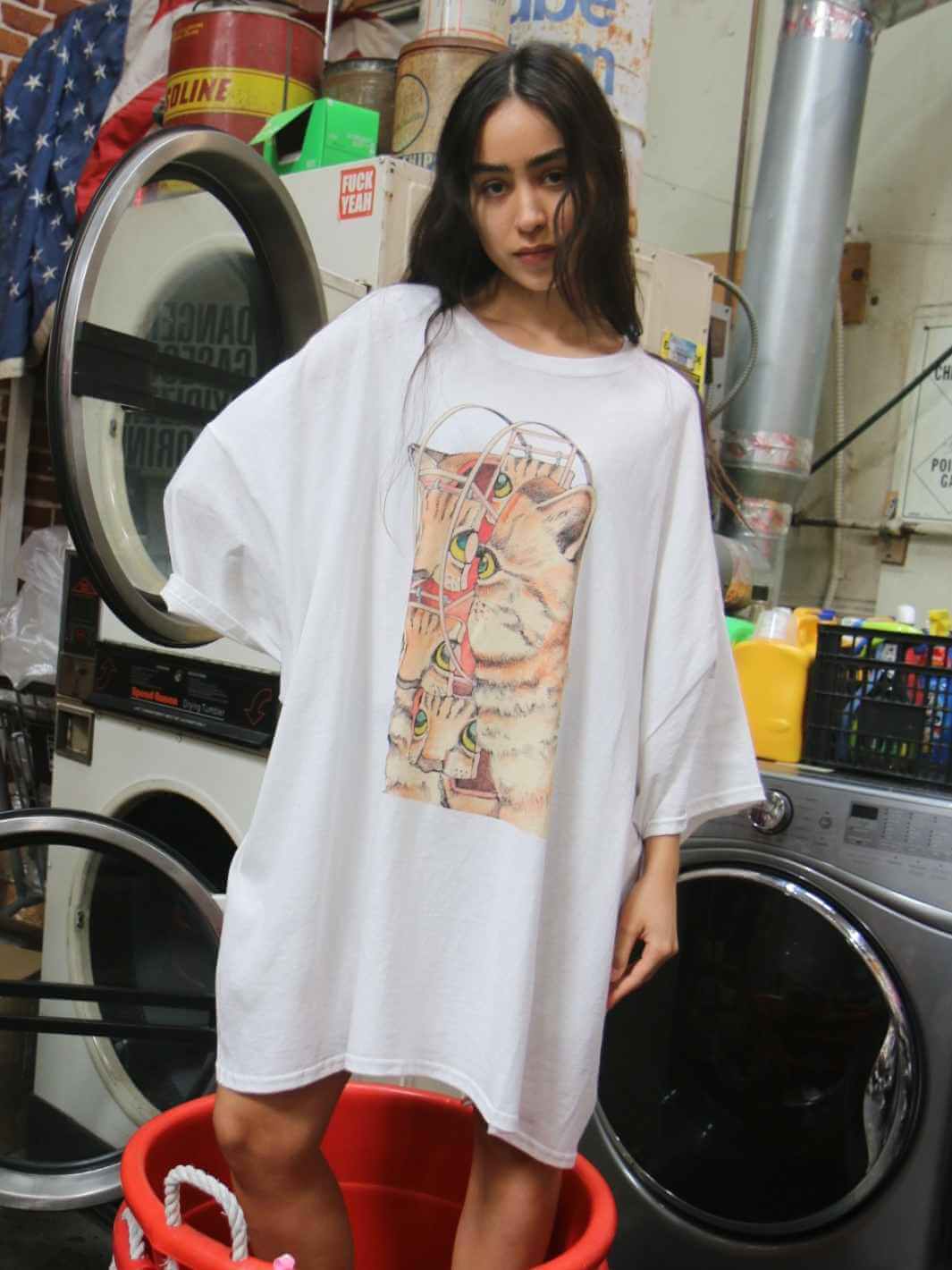 Popkiller - Vendita all'ingrosso Maglietta stampata - Unisex - Serie di Artisti Popkiller Shintaro Kago Ruota Panoramica con Gatti T-shirt Classica1