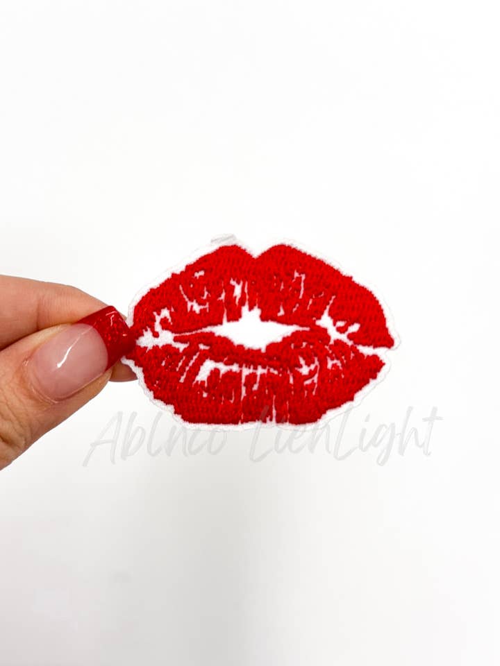 Kissing Lips Valentines Iron On Patch for wholesale by ABLNco