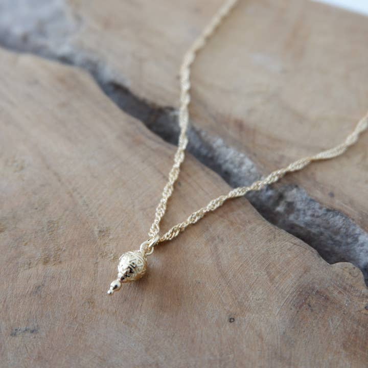 COLLIER "HUL" pour la vente par THA-MAKA