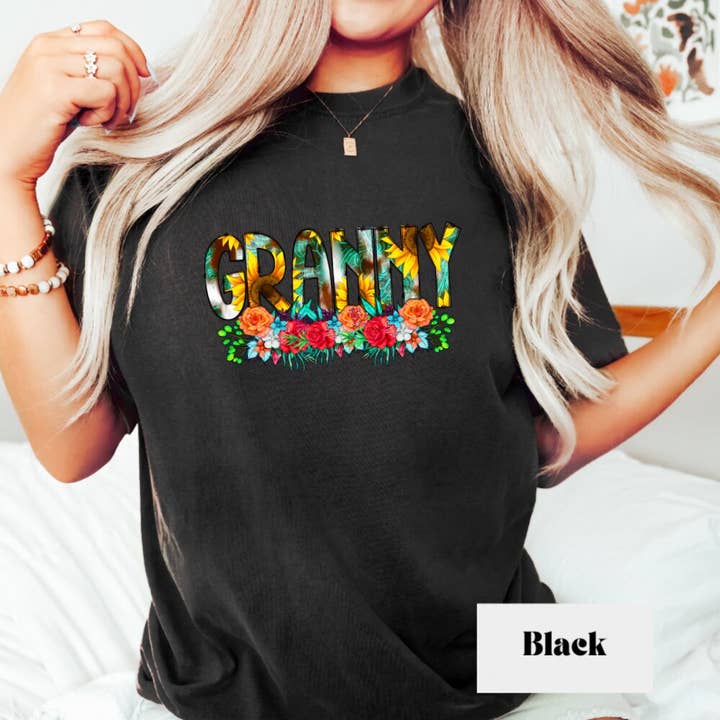 Tee-shirt Granny pour la vente par Woven Wonder Apparel