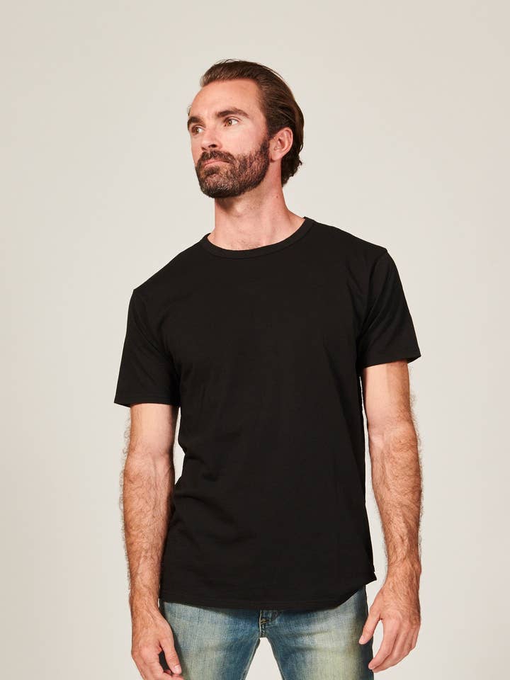 Dime Curved Tee | Black for wholesale by Rustic Dime
