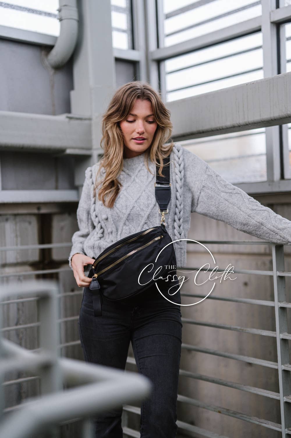 The Classy Cloth WS - Wholesale Belt Bag - Women's - Farah Fanny Bum Bag - Black RTS2