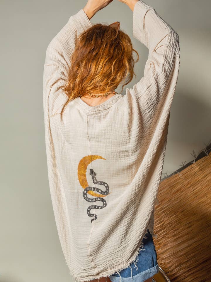 Moa - Wholesale Kimono - Women's - Snake and Moon Celestial Muslin Kimono Robe / Poncho