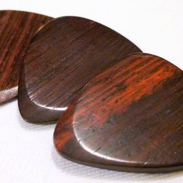 ToneWood Sonokeling (lot de 3 médiators) pour la vente par US Blues Artist Quality Guitar Picks