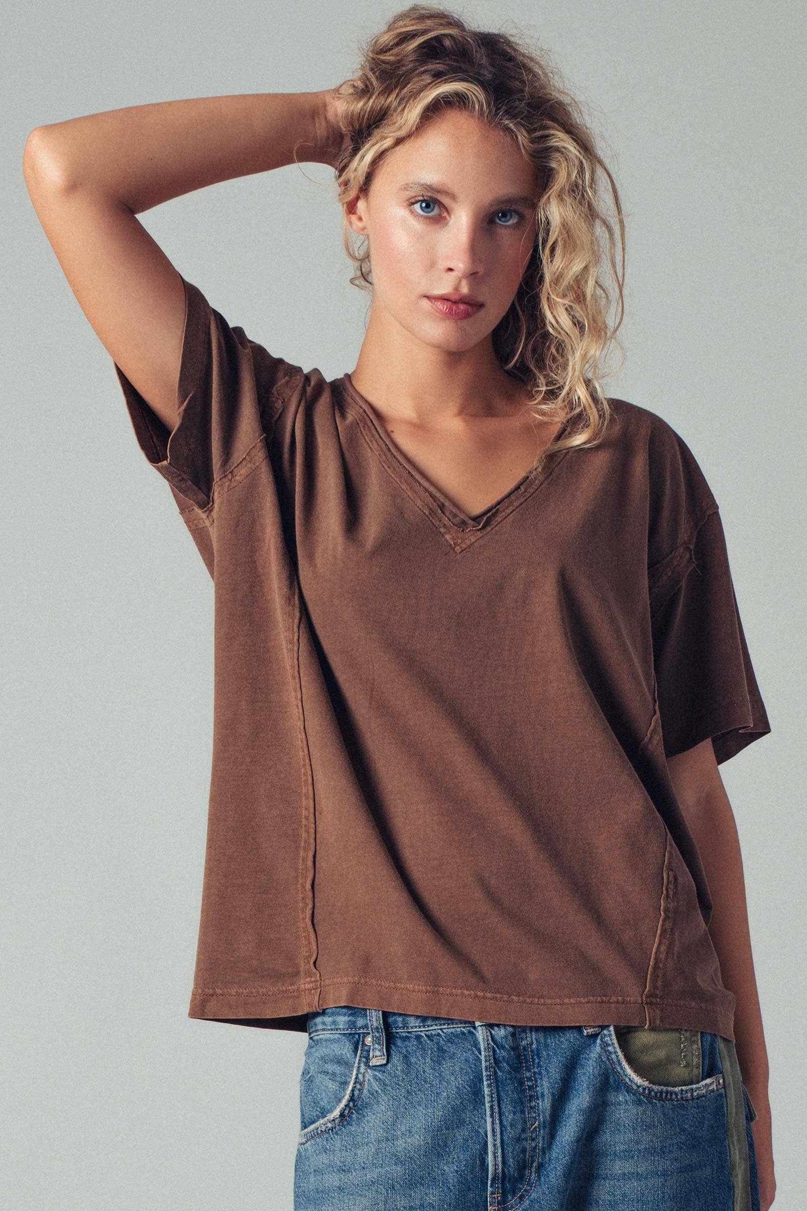 Urban Daizy - Wholesale T-Shirt - Women's - Vintage Wash V-Neck Cotton Tee17