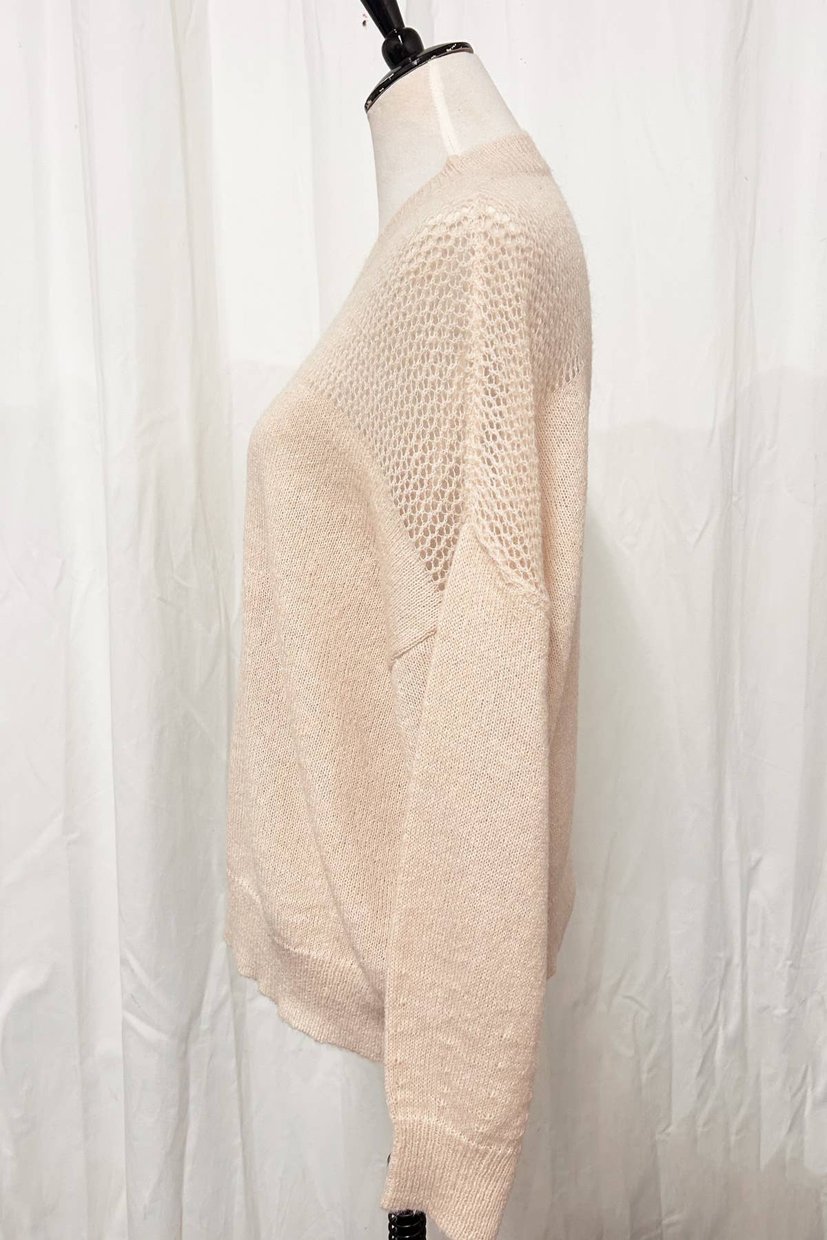 Lara Daisy - Wholesale Knit Top - Women's - Sheer Shoulder Cozy Knit Pullover Top6