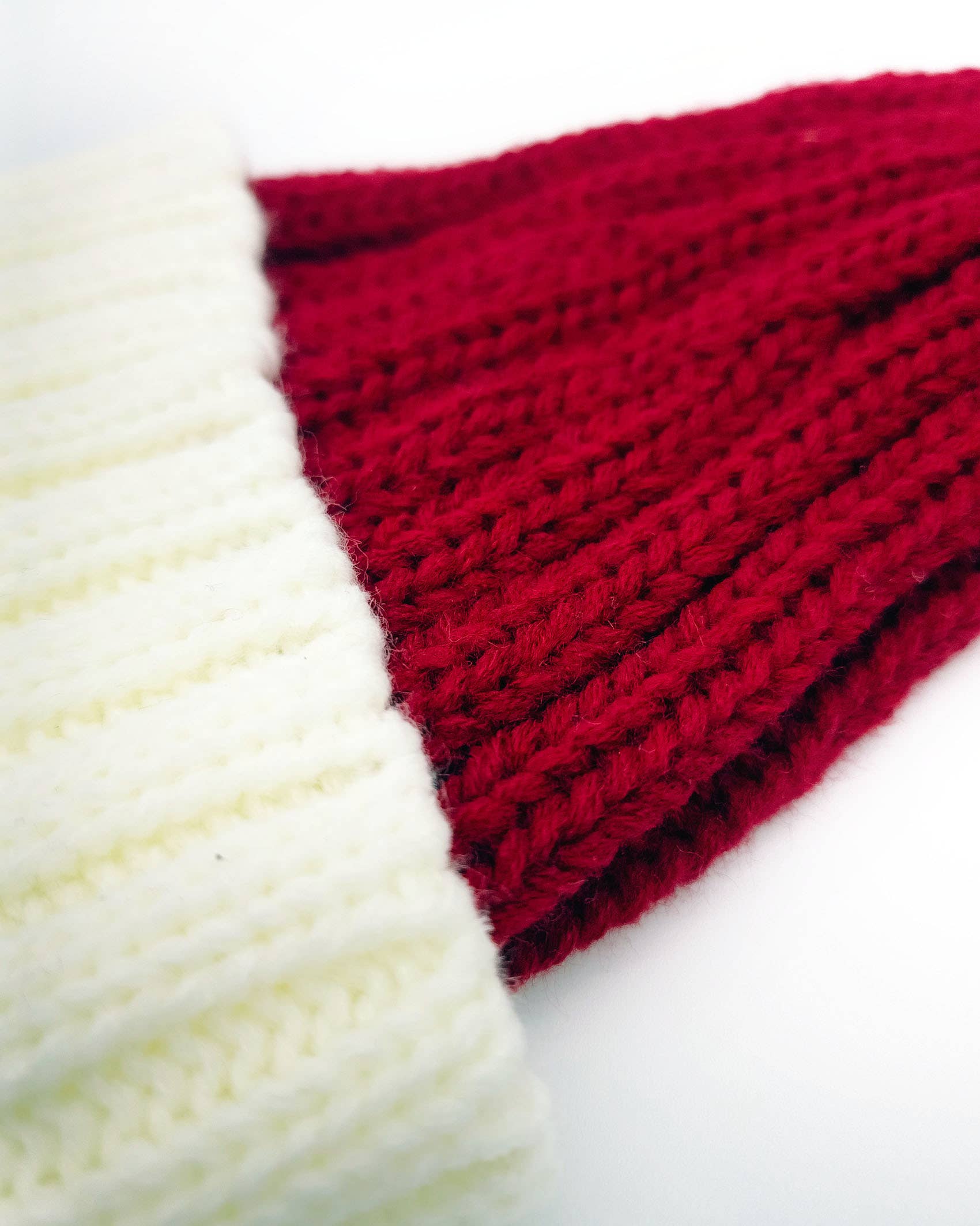 Snazzy Santa - Wholesale Newborn/Knit Hat - Baby - Coarse Knitted Baby Santa Hat - Classic Red and White3