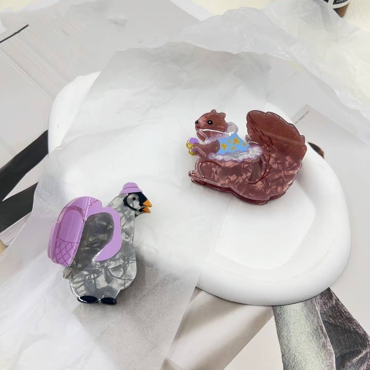 SoapElenGlen - Wholesale Hair Clip - Women's - Cartoon Squirrel Penguin Hair Clip, Forest Animal Hair Claw2