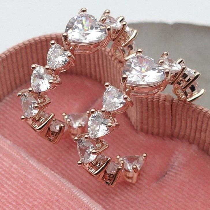 Daemon srls – wholesale Hoop-örhängen – CHERIE - STORT hjärta - orecchini en cerchio con cubic zirconia a forma di cuore29