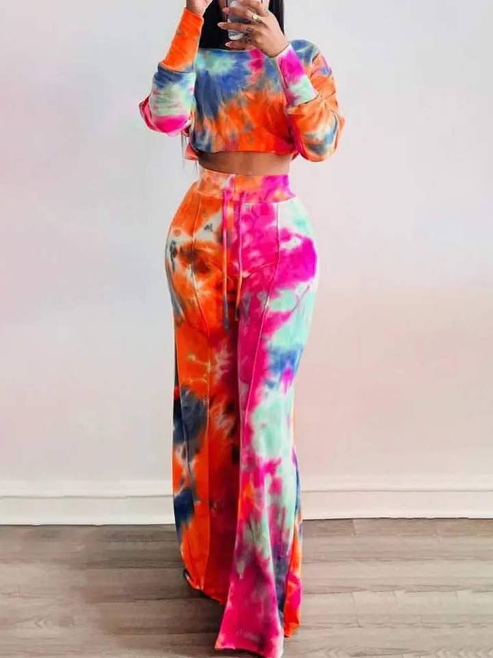 MULTICOLOR tie dye print top drawstring flared pants set for wholesale on Faire1