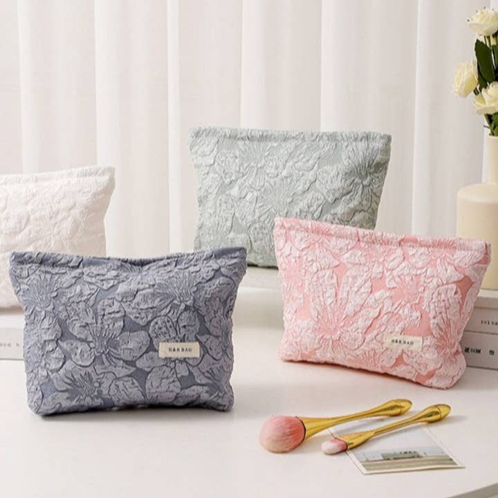 Dipped Shop - Wholesale Makeup/Cosmetic Bag - Floral Jacquard Portable Cosmetic Bag DPB10035