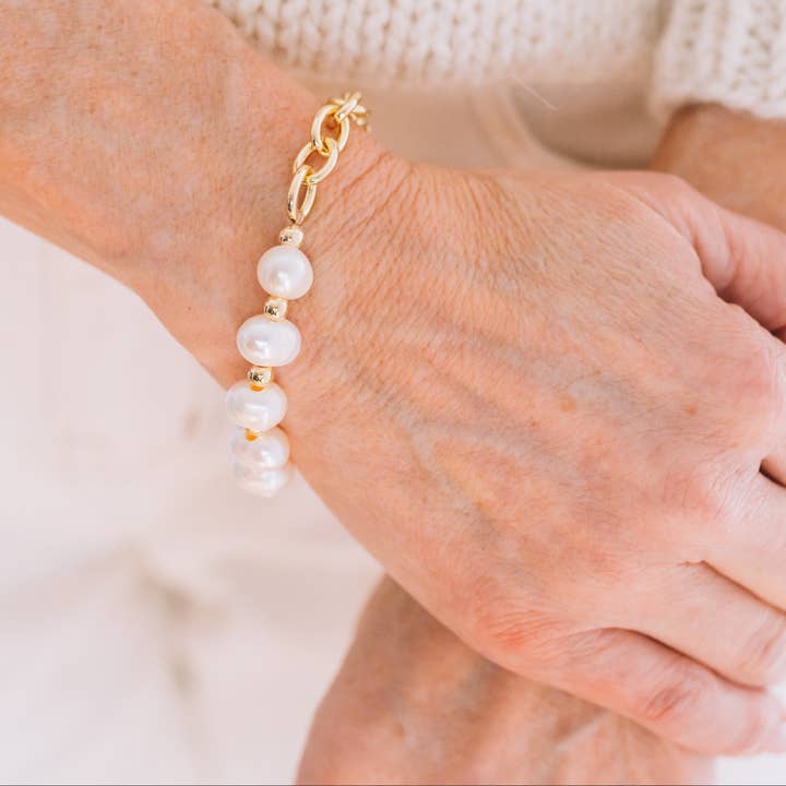 Beauty Queen for wholesale by InspireDesigns