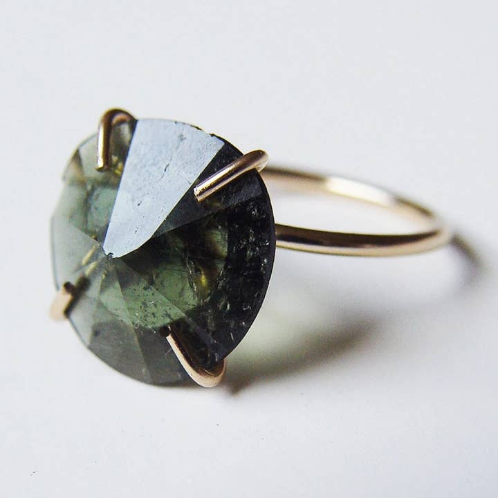 Friedasophie - Wholesale Single stone/solitaire ring - Olive Green Moldavite 14k Gold Filled Ring0
