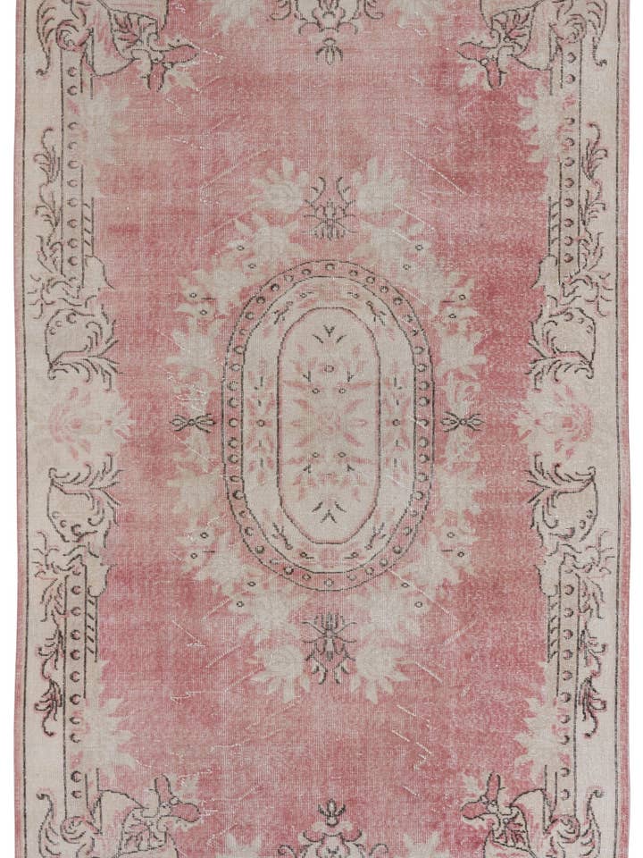 Amoura - 5'5" x 9'3" für den Großhandel von Biev