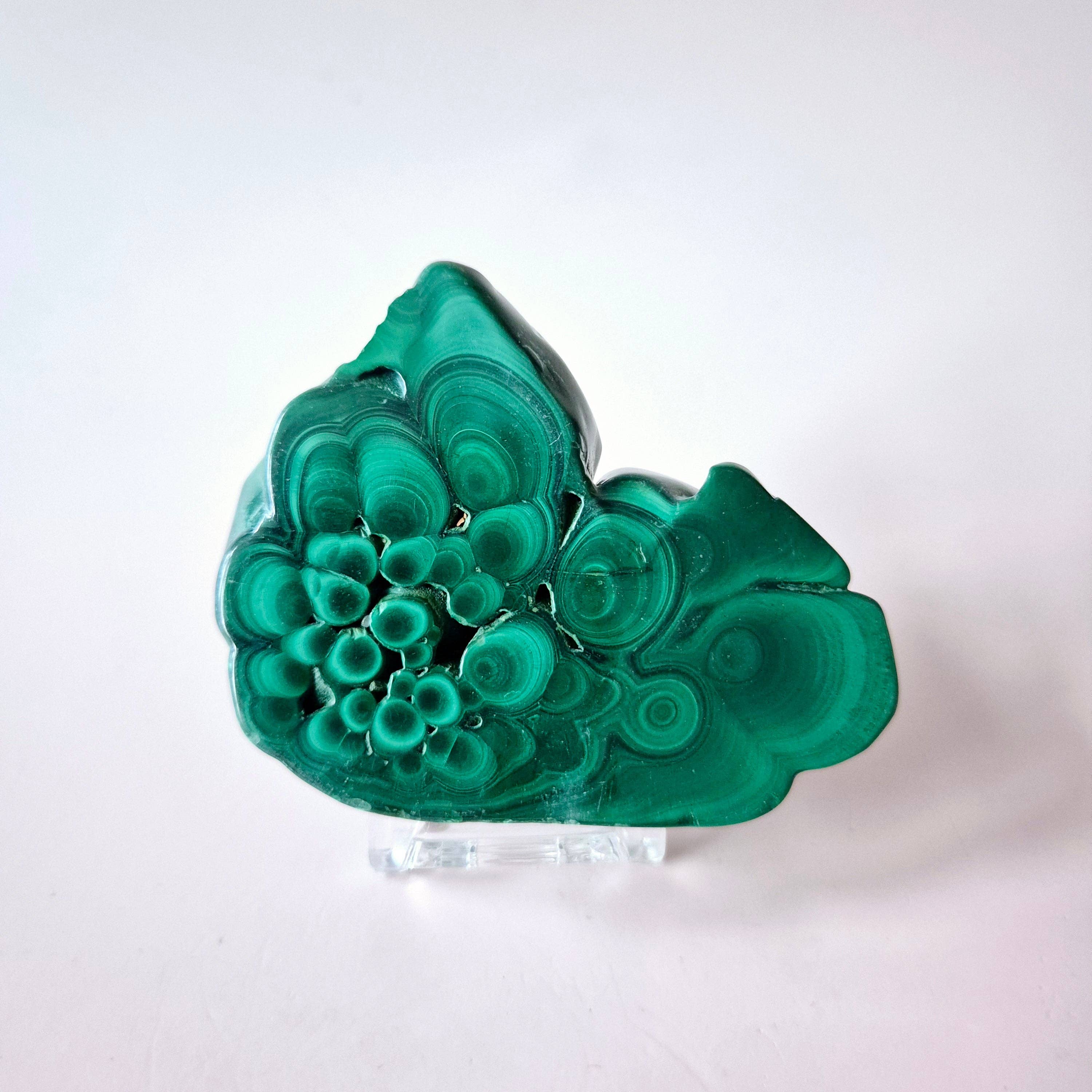 Moonlight Gemstones - Wholesale Spiritual Stone/Crystal - Gemstone Malachite Slice on Stand (50-80g)8