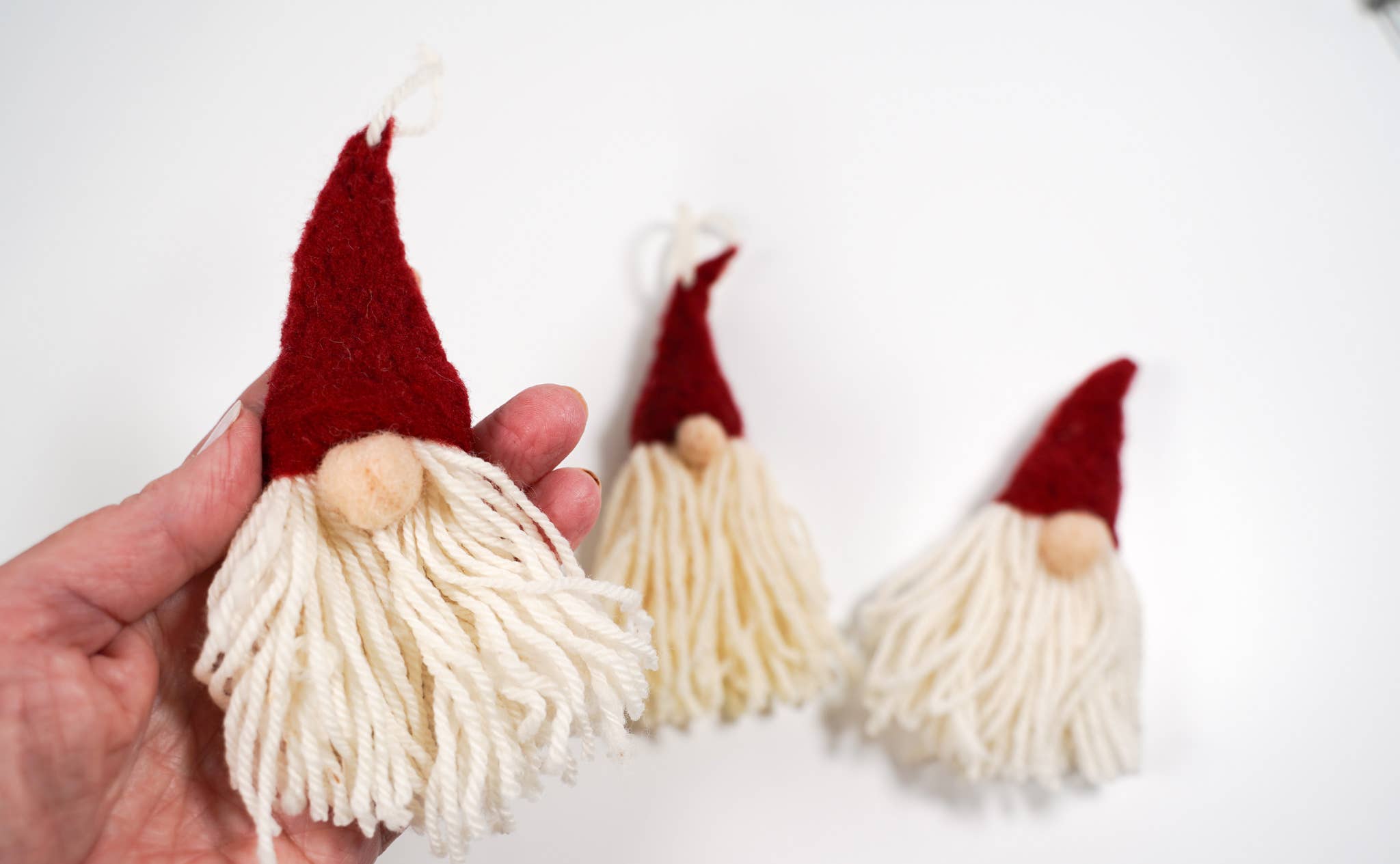 Bear Creek Felting - Vendita all'ingrosso Kit per lavoretti fai da te - Kit per infeltrire ad aghi Gnome Ornaments (per 3 ornamenti)10