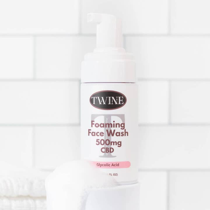 500mg CBD Foaming Face Wash with Glycolic Acid 100ml for wholesale by Twine