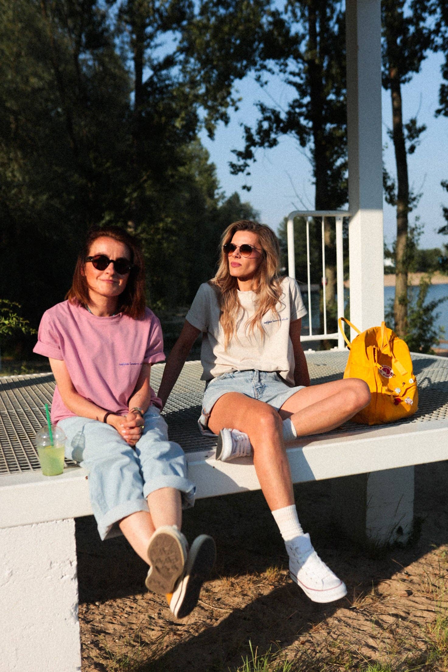 Dont Grow Up – wholesale T-shirt (utan tryck) – Dam – STOR KAFFEÄLSKARE PÅ GAMMELROSA - VUXEN T-SHIRT (TILLVERKNING CA. 14 DAGAR)4