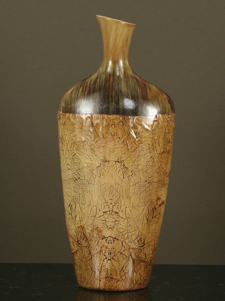 Vase en faux bois pour la vente par Accessories by Sherwood