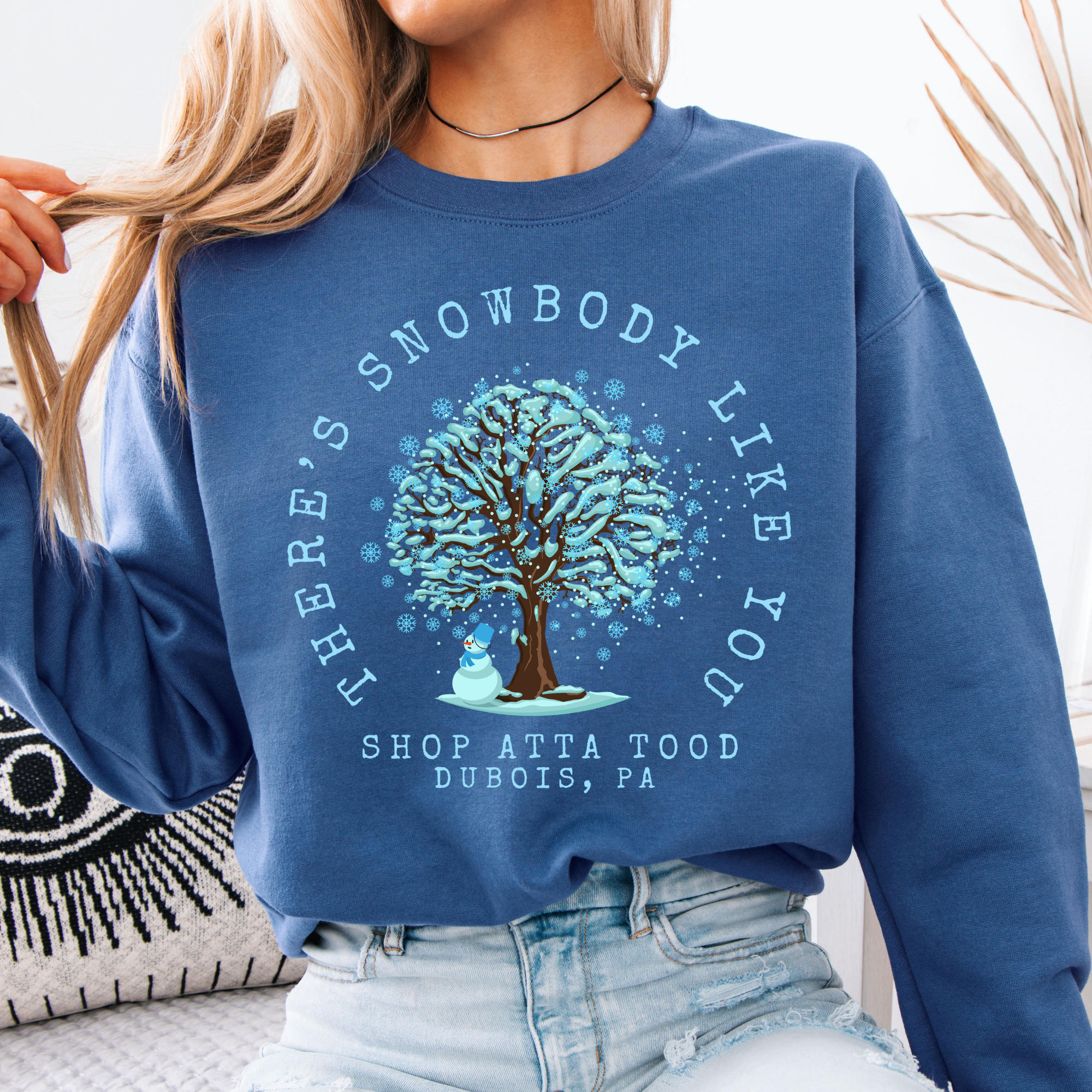 ATTA TOOD Wholesale - Wholesale Graphic Sweatshirt - Women's - Custom funny winter snowman graphic Christmas sweatshirt7