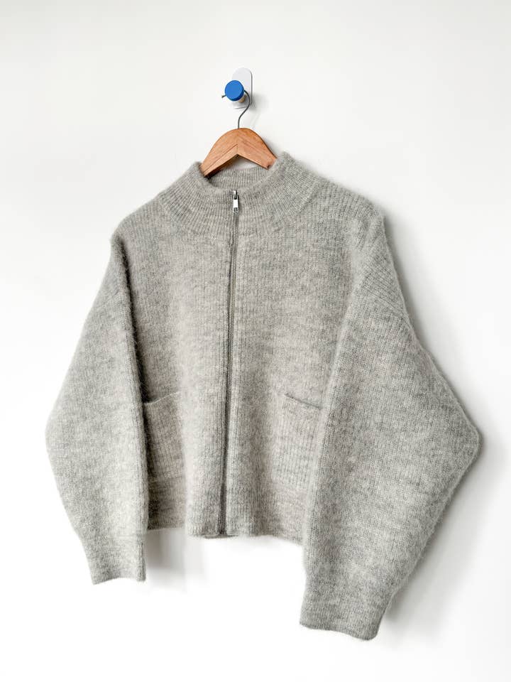 Le Bon Shoppe - Wholesale Jacket - Women's - Alpaca Zip Front Jacket - (2XS/S - 2M/L)10