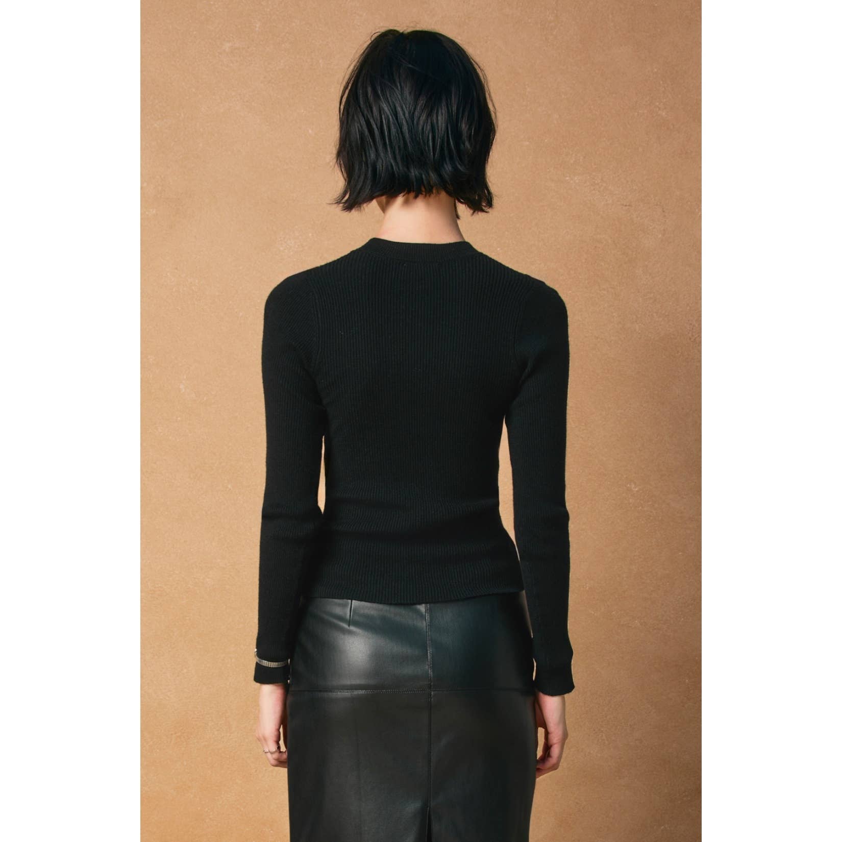 Dress Forum - Wholesale Knit Sweater - Women's - Anything Goes Crew Neck Light Sweater16