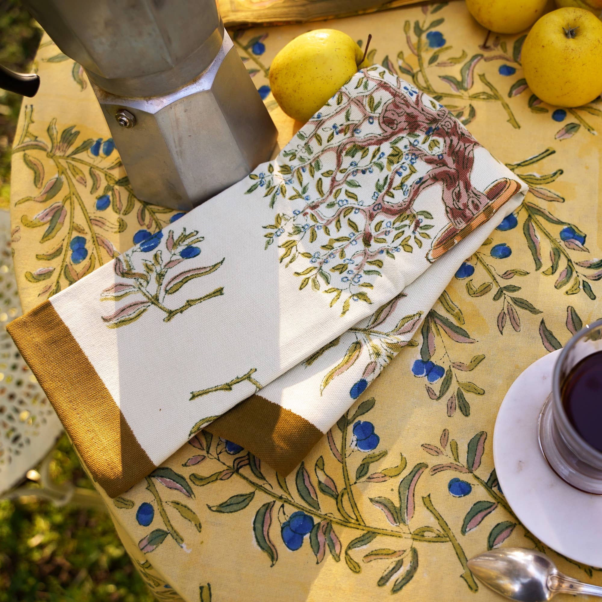 Couleur Nature - Wholesale Tablecloth - Olive Tree Khaki & Blue | French Tablecloths7