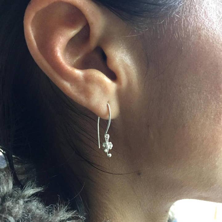 YedOmi Jewelry - Wholesale Dangle Earrings - Mini Wisteria Caviar Hook Earrings