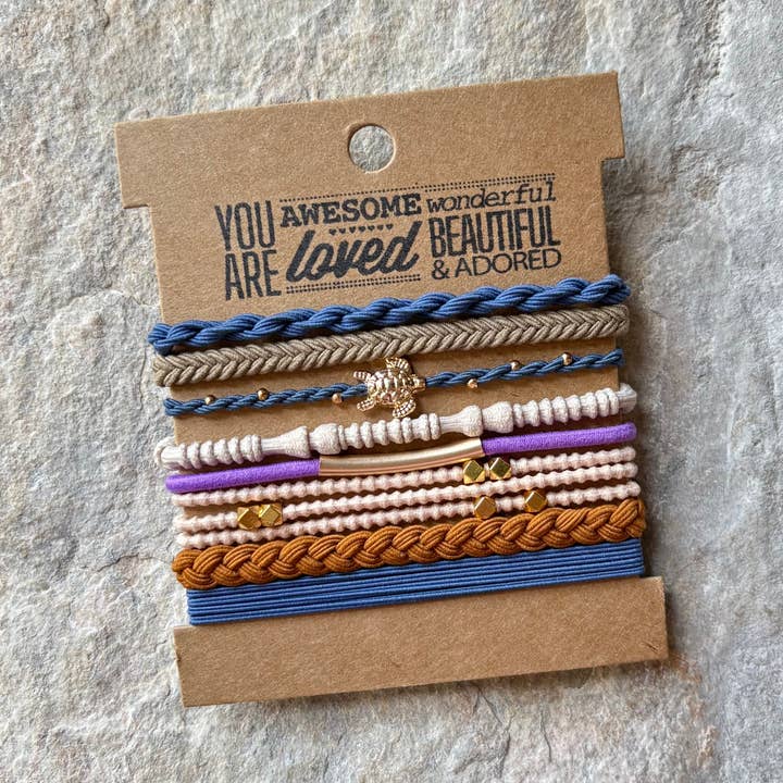 Chouchous Charm sur Carte Kraft | Tortue de Mer pour la vente par eastern ave studio