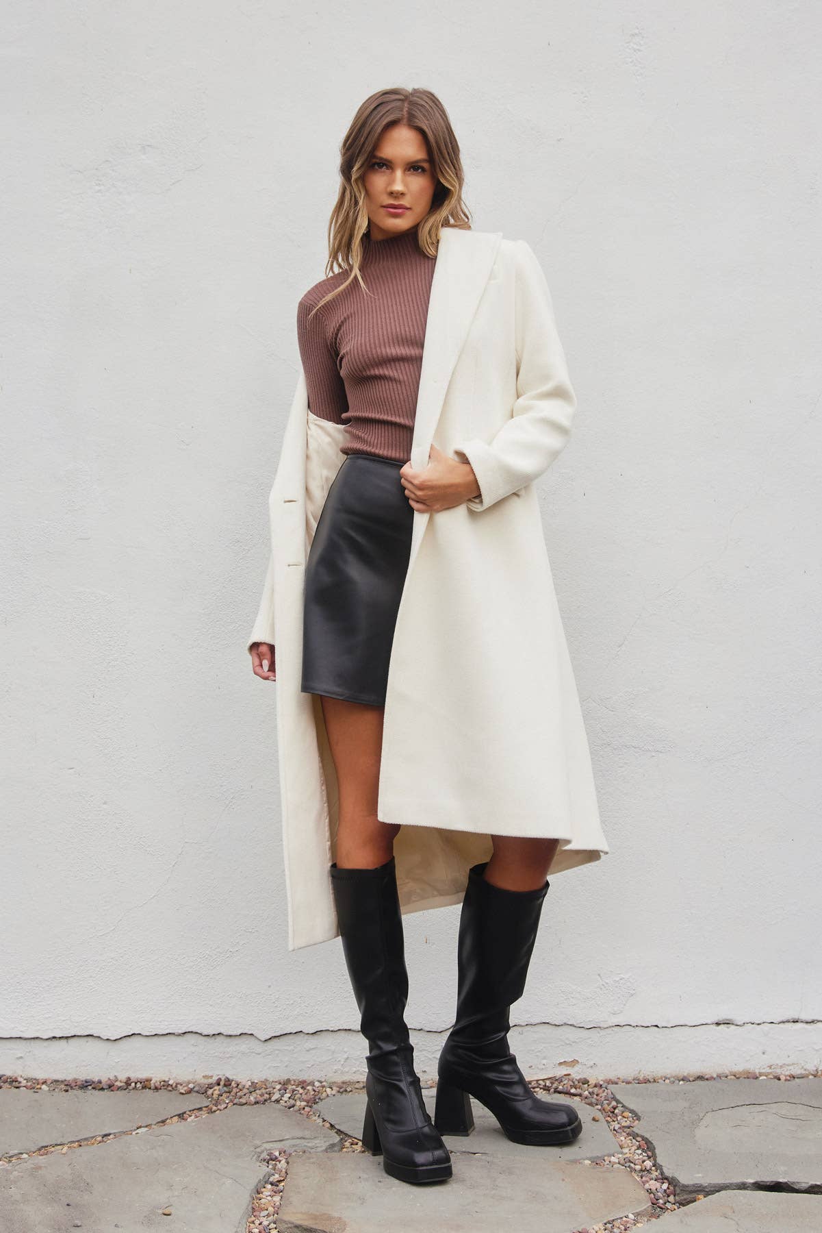 Dress Forum - Vente Manteau – femme - Manteau long en laine doux9