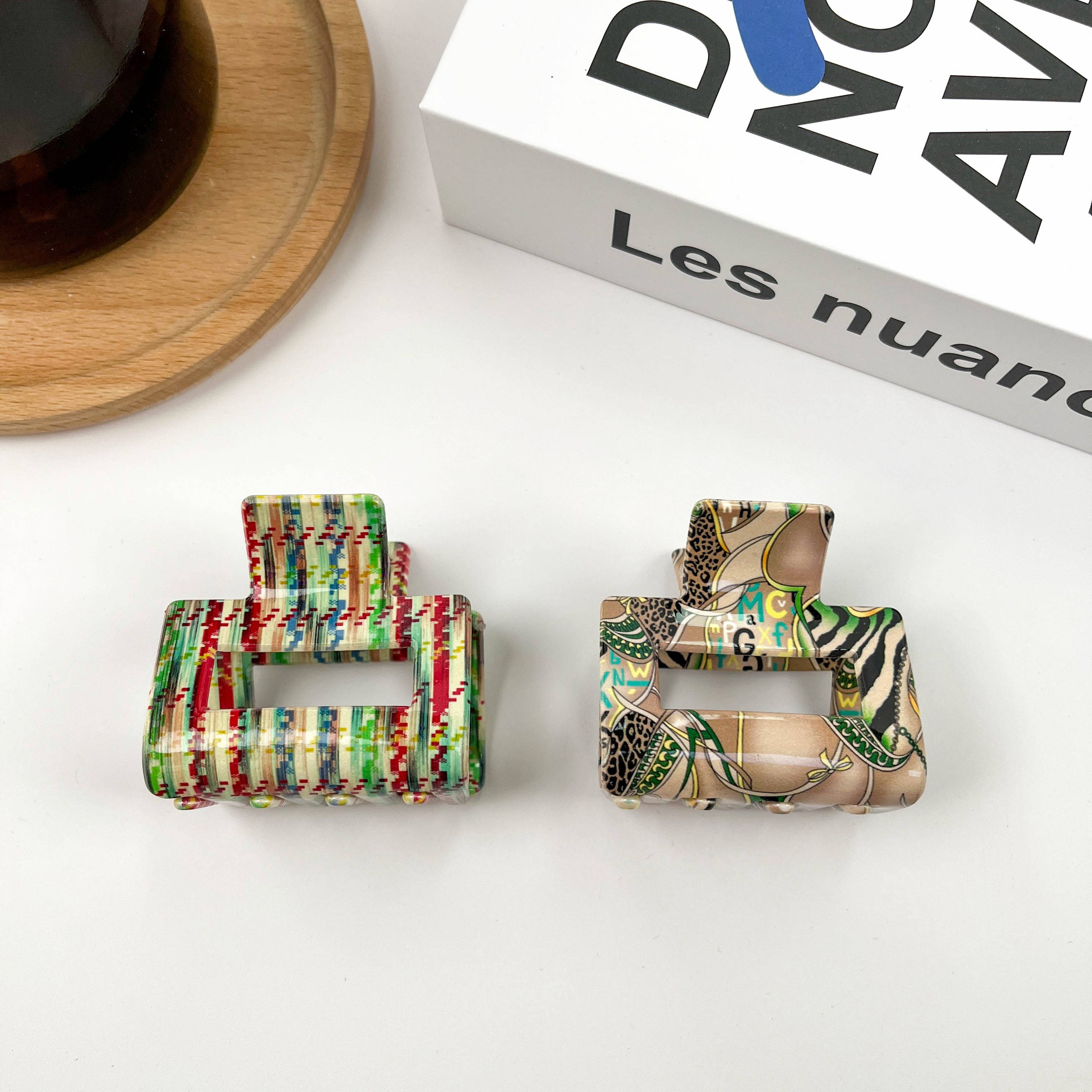 TheDivaSoap – Großhandel Haarclip – Damen – Quadratischer Haarklammer aus Azetat mit buntem Aufdruck, umweltfreundlich9