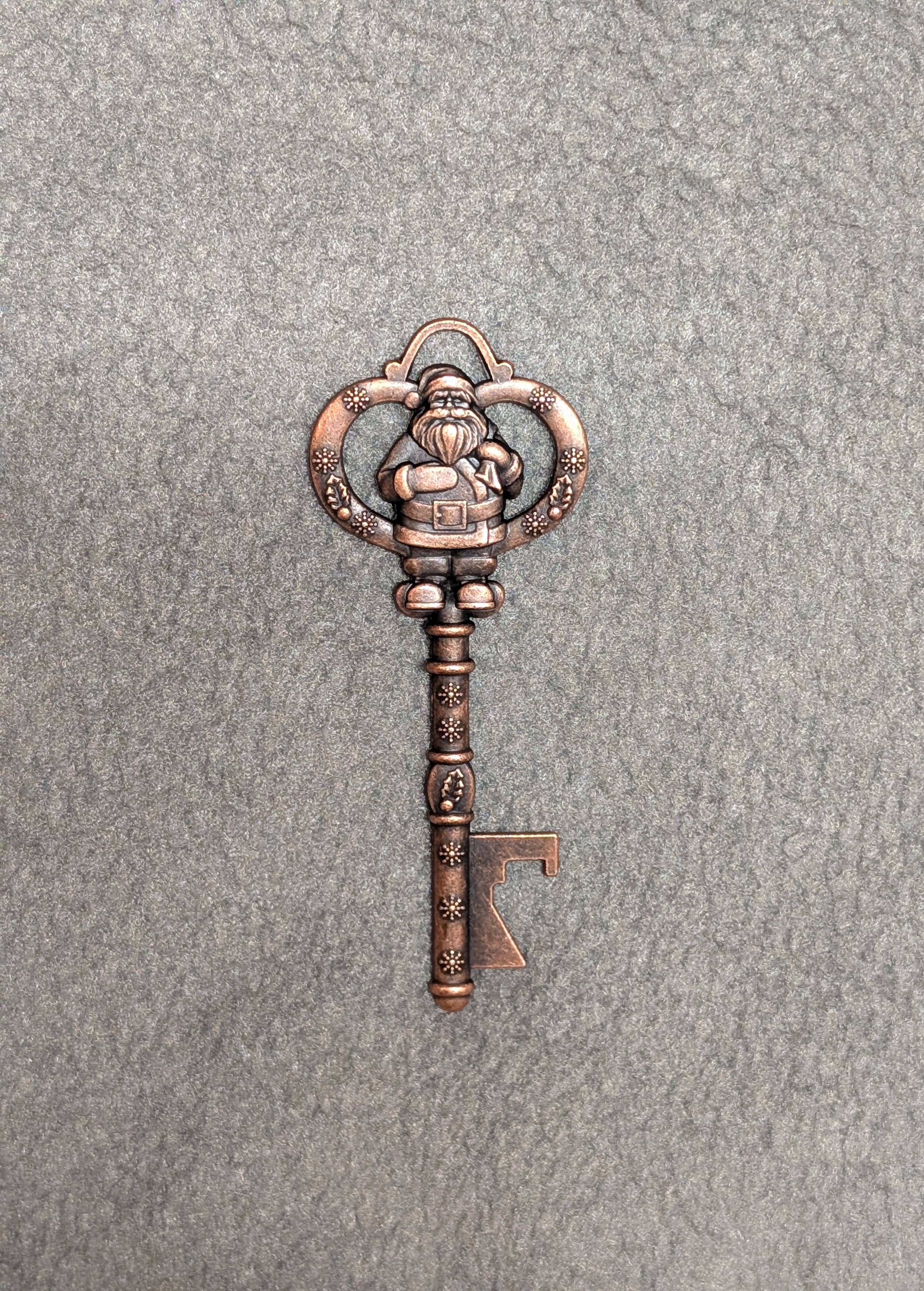 Snowfall Ridge LLC Accessories - Wholesale Keychain - Unisex - Santa Key2