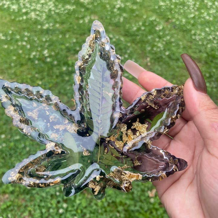 KraftzbyKenzie - Wholesale Ashtray - Black Leaf Ashtray | Leaf Tray | Weed Trinket Dish | Stone4