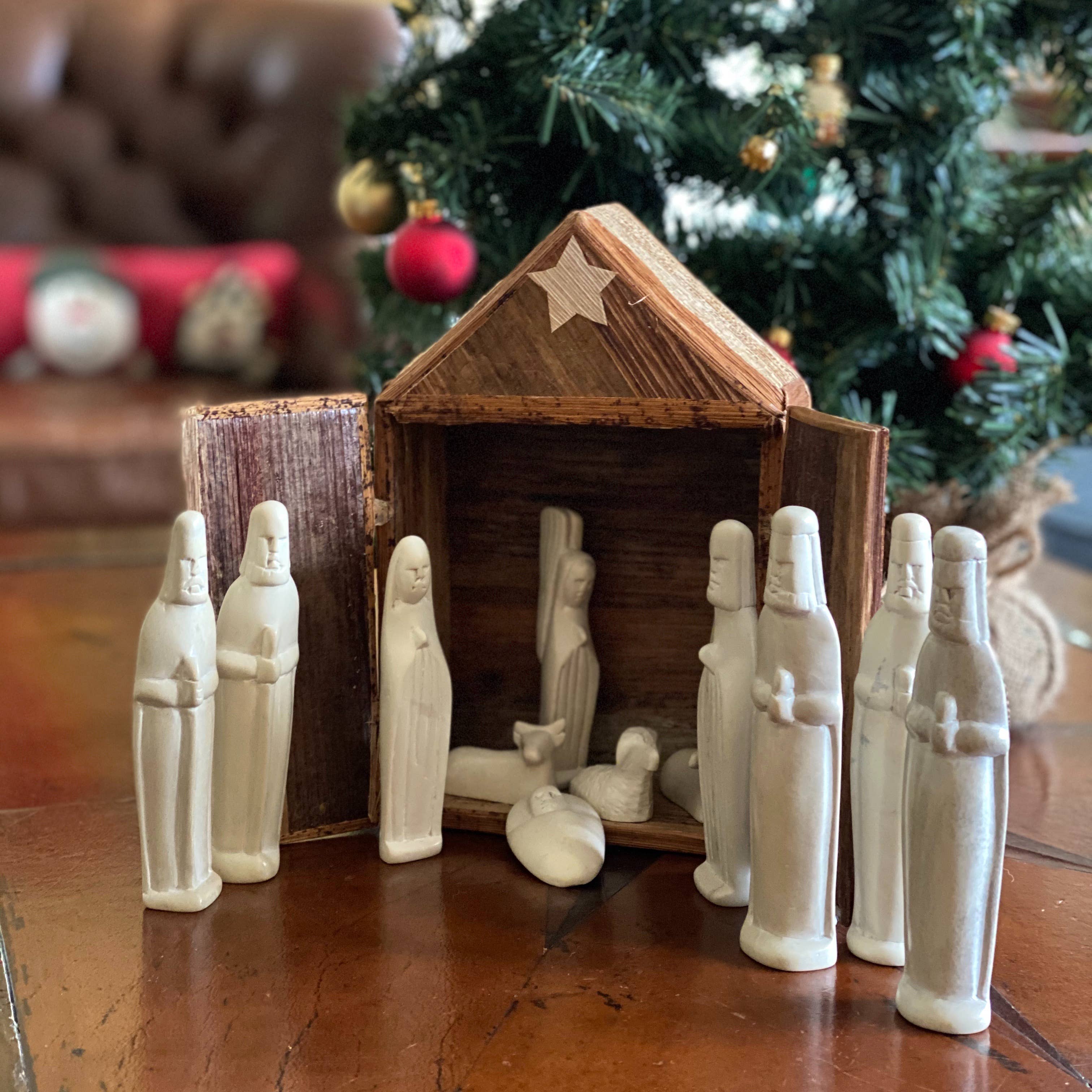 Global Crafts - Wholesale Nativity Scene Decor - Kenya Soapstone Nativity Set and Banana Fiber Barn, 134