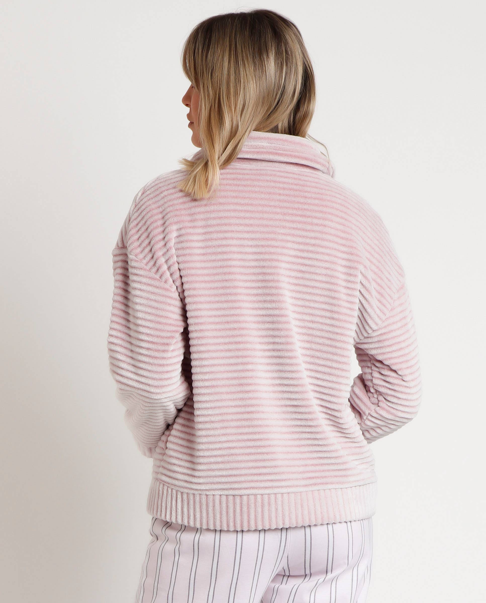 ADMAS – wholesale Morgonrock - Dam – Magic Time morgonrock med dragkedja för kvinnor2