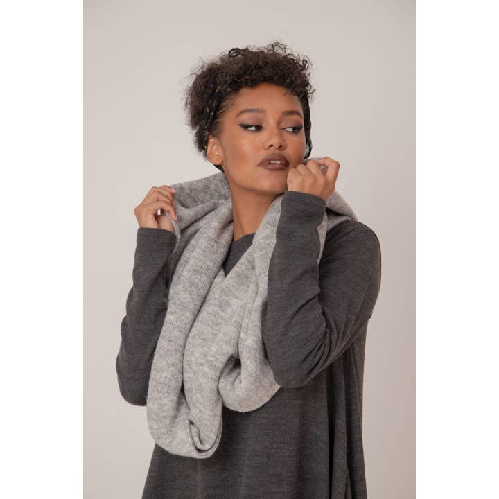 ADEPTT - Wholesale Scarf - Women's - Snood scarf from soft knitted fabric: /ETTA/8