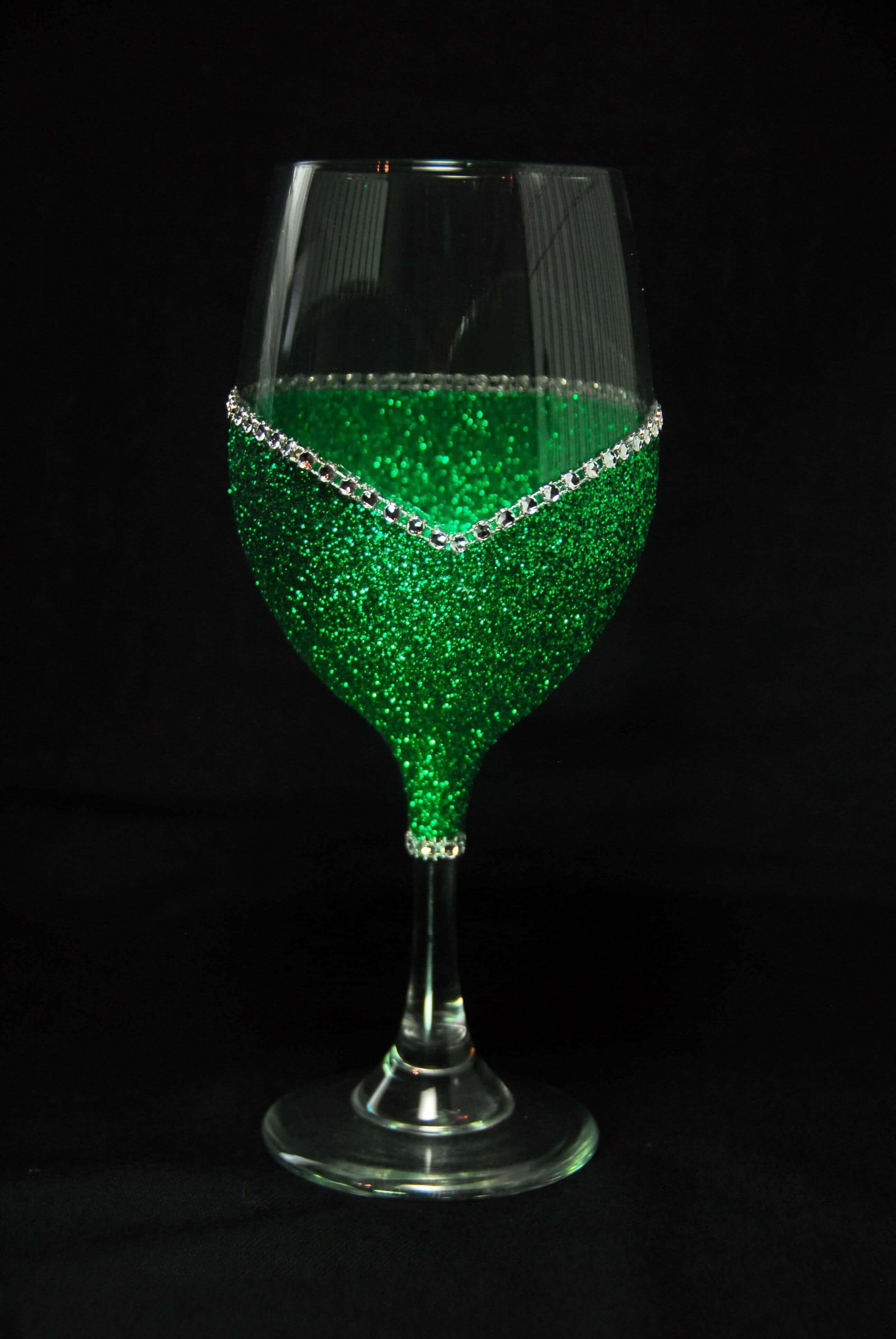 WineyBitches.Co - Wholesale Wine Glass - Flamerica Flamingo – Handmade Glittery Bling Wine Glasses (4th of July Collection)6
