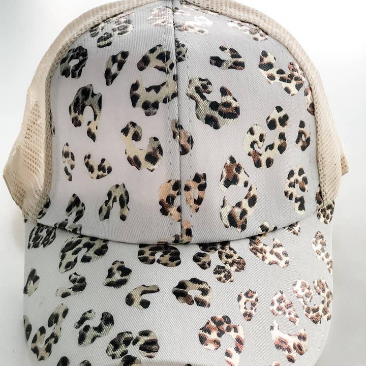 Harris Girls & Co. - Wholesale Trucker Hat - Women's - Trucker Hat "Shiny Leopard" White